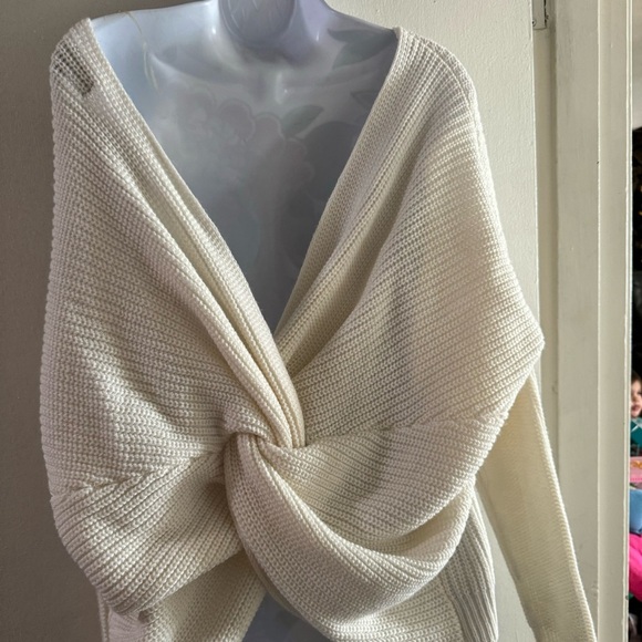 Francesca's Collections Cream Knit Sweater - Picture 4 of 5